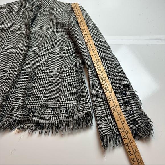 Harve Benard Black and White Fringed Plaid Blazer - Picture 7 of 8